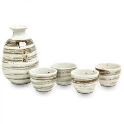 Conjunto de Saquê em...