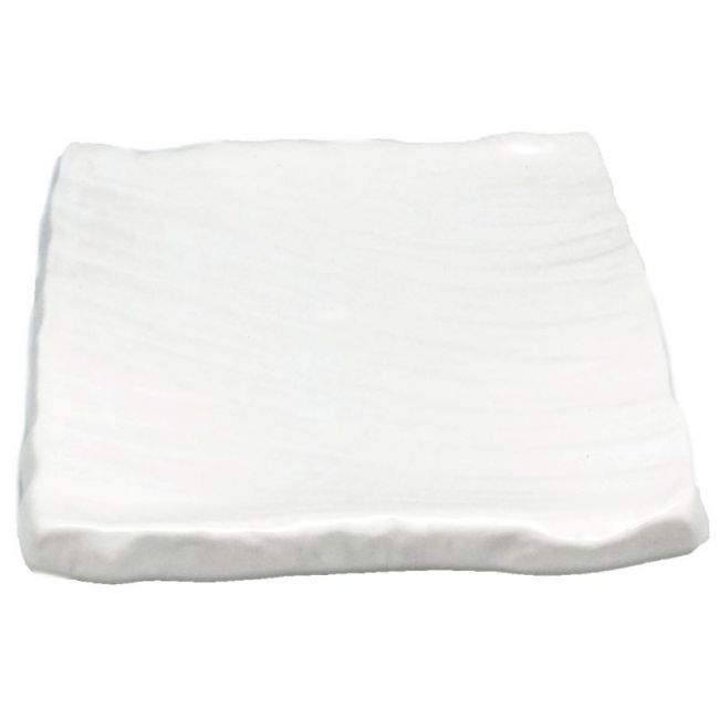 Plato 20cm. " Branco Chokakusara"