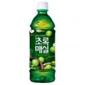 Bebida de ameixa verde