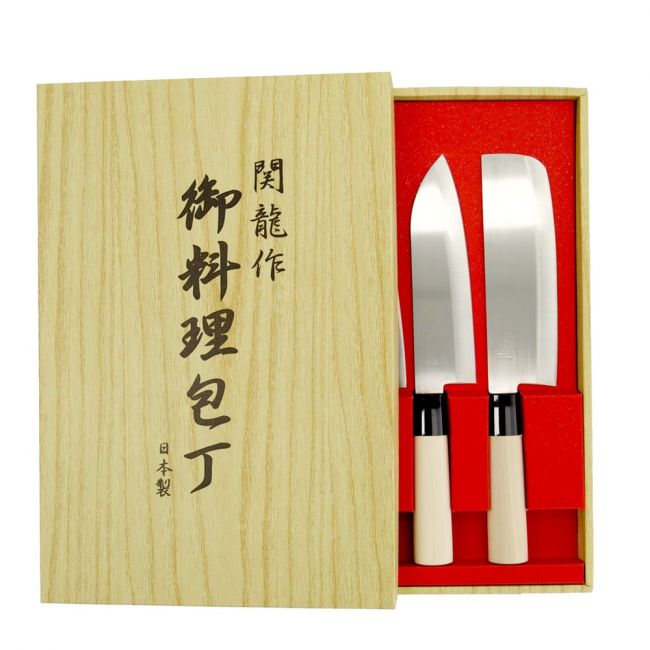 Definir 4 facas japonesas (Sashimi + Deba + Santoku + Nakiri)