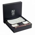 Definir 2 pratos de porcelana, 2 sautés de porcelana e 2 pauzinhos "Soshun"