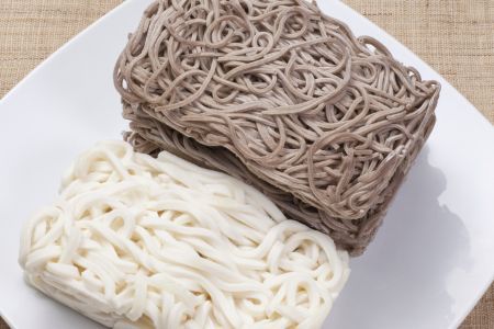 Macarrão congelado, macarrão e pronto para comer